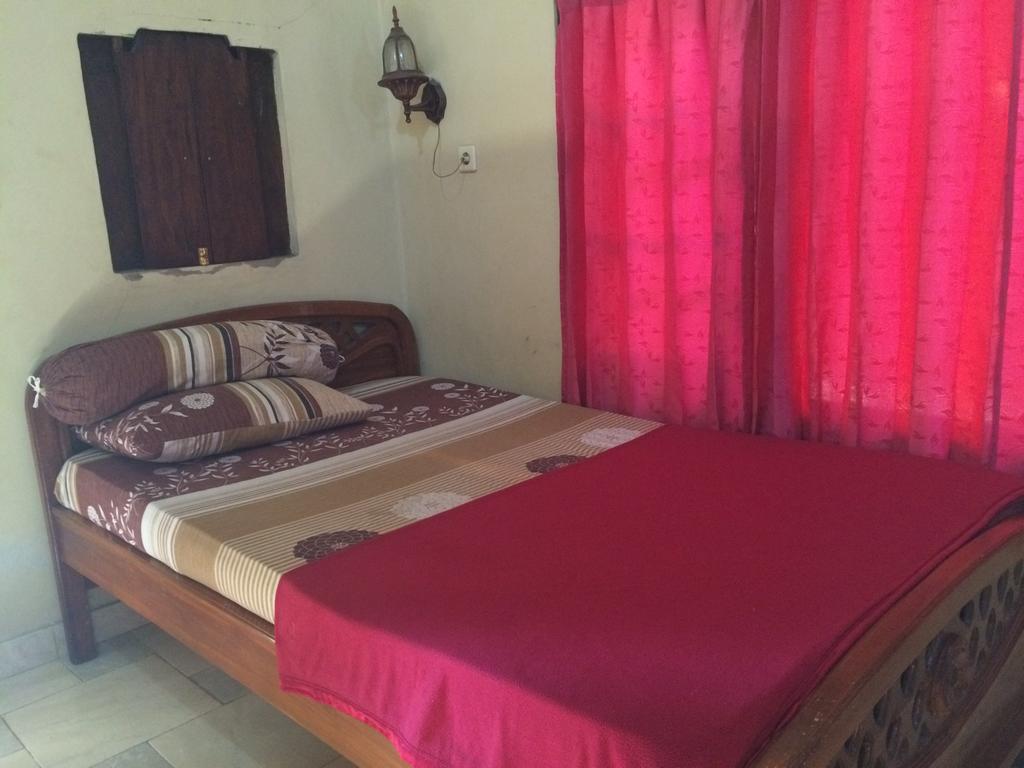 Ray Homestay Batununggul ภายนอก รูปภาพ