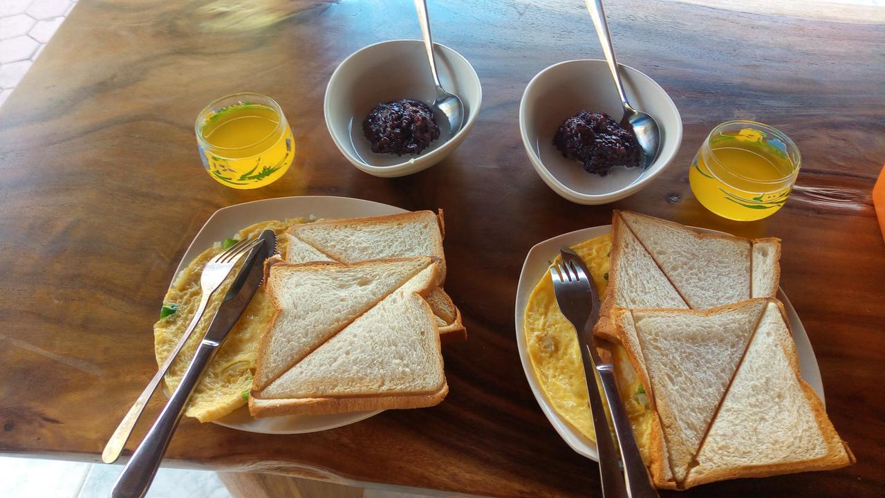 Ray Homestay Batununggul ภายนอก รูปภาพ